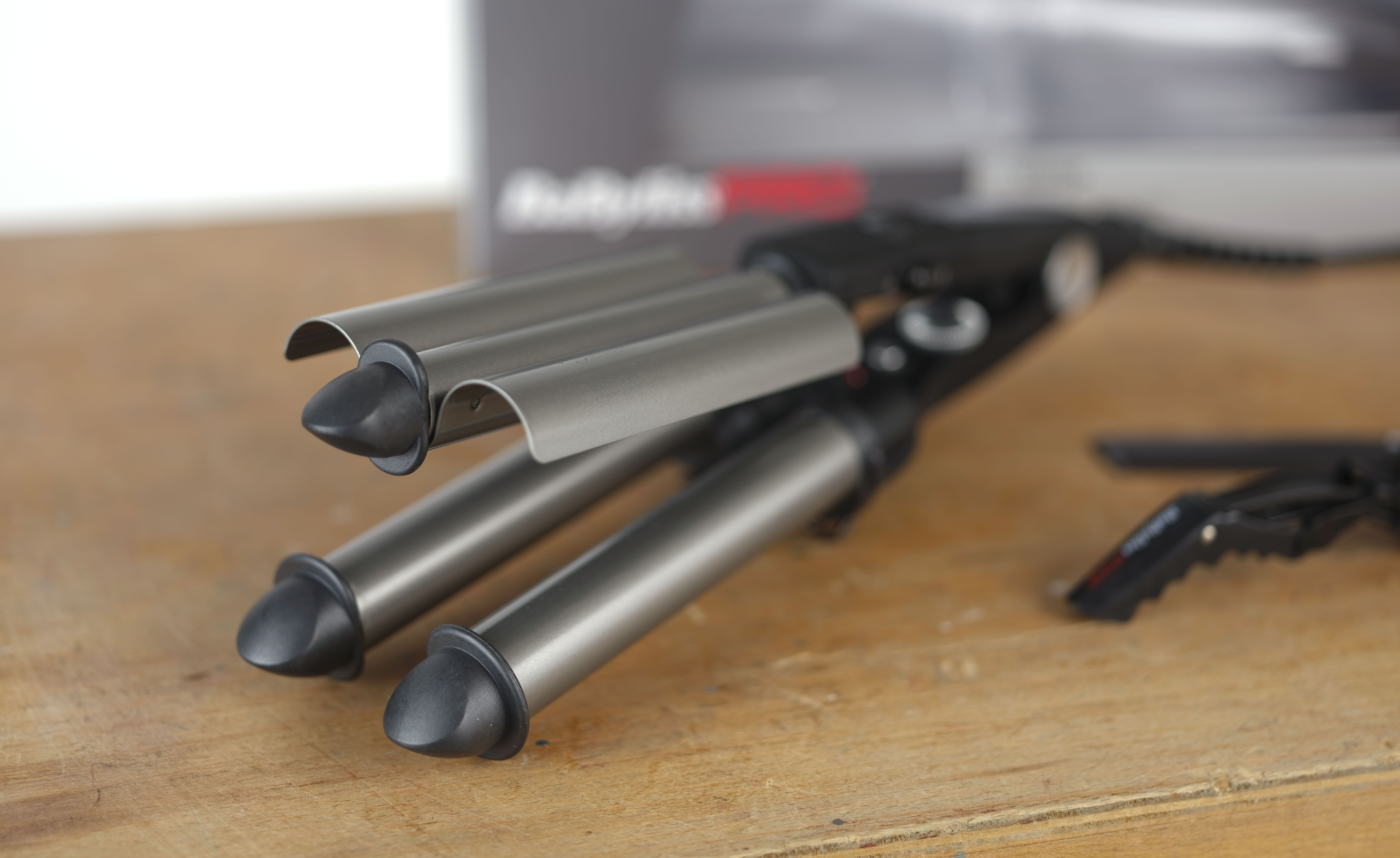 BaByliss PRO Titán-Turmalin bevonatú  tripla hajsütővas