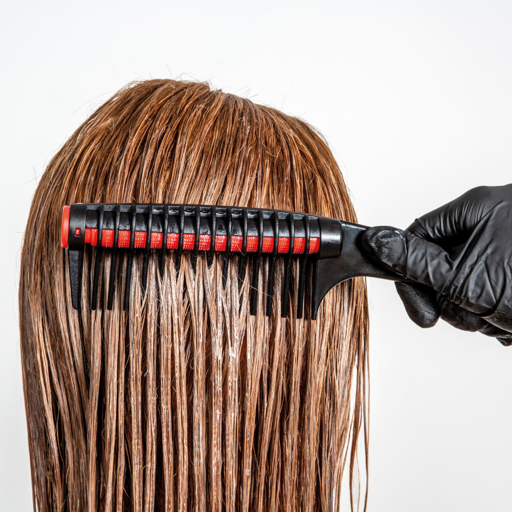 Hair Care hajfestő fésű Maxi